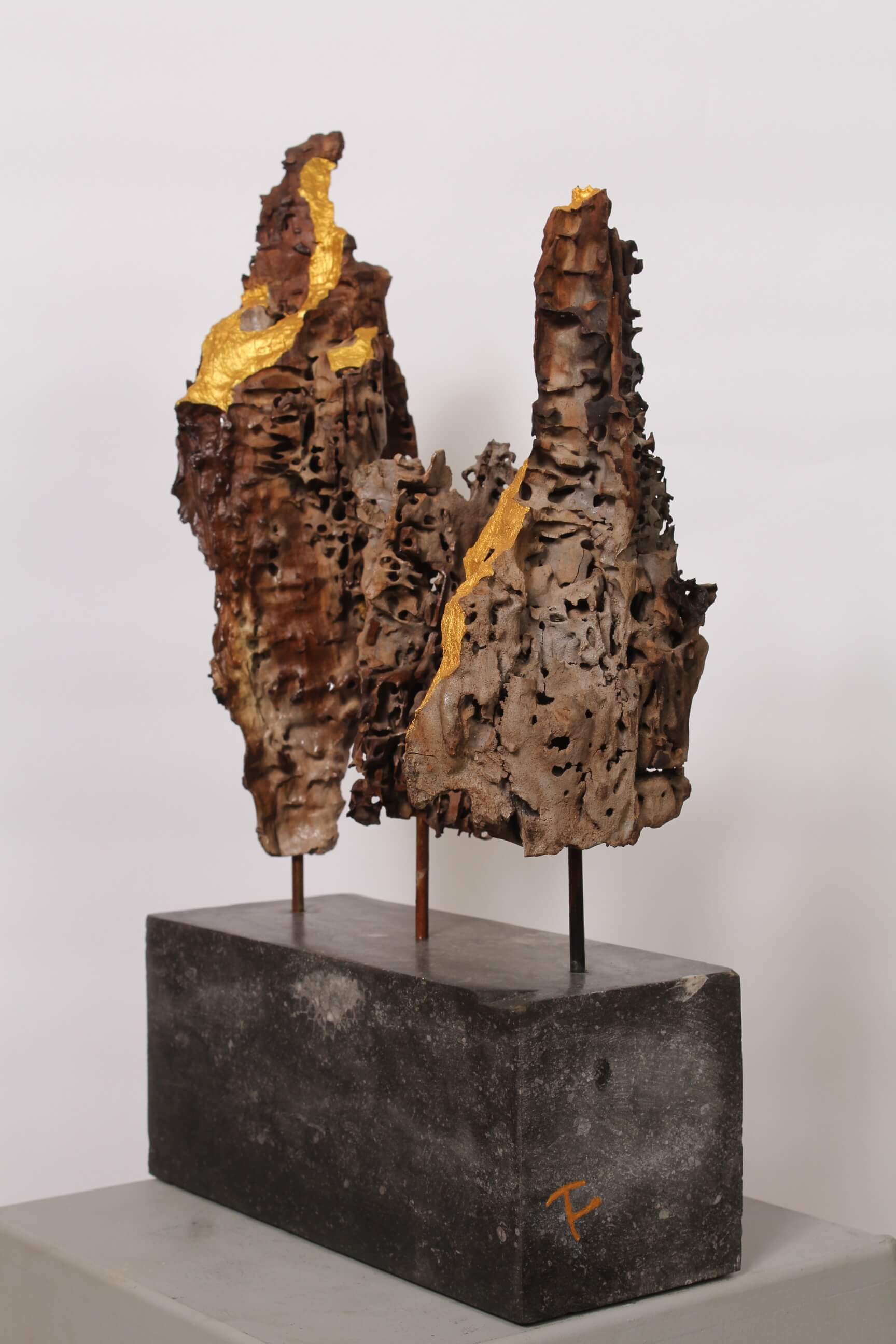 Alep, Stalingrad, Saïgon, WAR IS DESTRUCTION - Image suivante